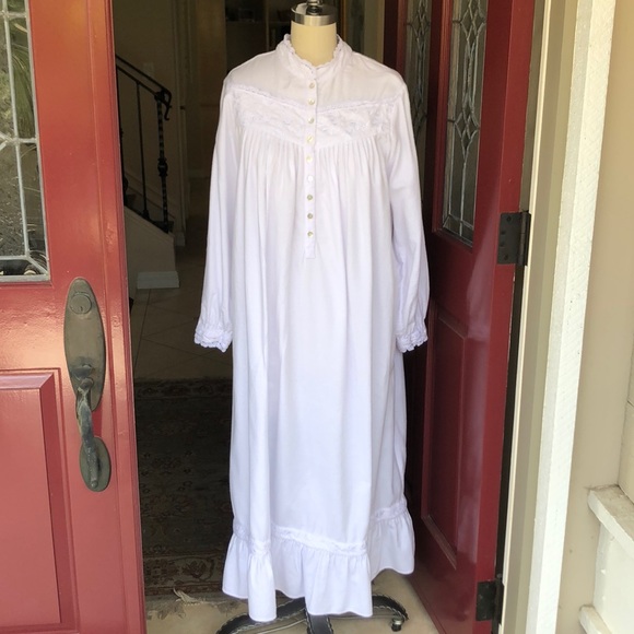eileen west long sleeve nightgowns